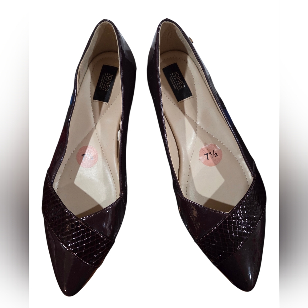 Jones New York - Elegant Faux Patent Leather Burgandy Women's Flats